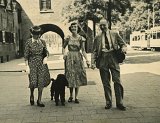 Irene and her parents Frits and To Lugt in The Hague, 1950