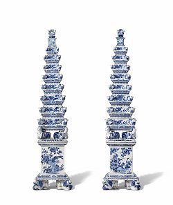 Paire de pyramides à fleurs, Delft, vers 1690